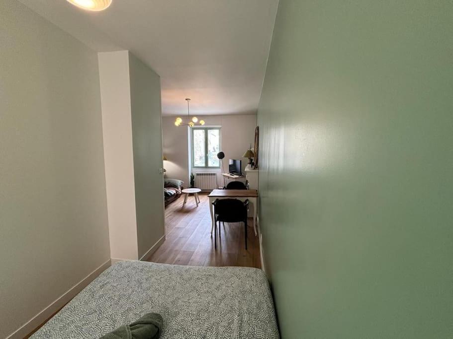 Appartement Entre Plage De L'Ecluse Et Place Du Marche دينار المظهر الخارجي الصورة